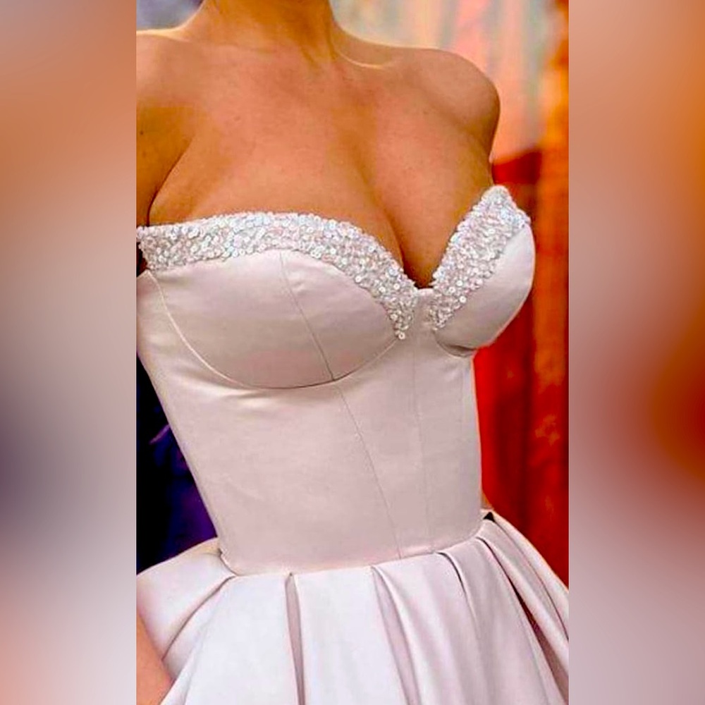 New Sweetheart Strapless Short Homecoming Dress Satin A-line Gown with Pockets - Picture 3 of 10